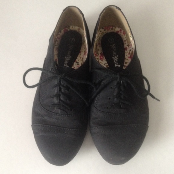 Black Oxford Shoes