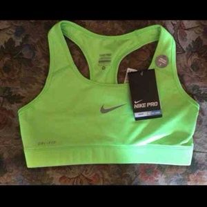 New W/Tags neon green nike sports bra neon green M