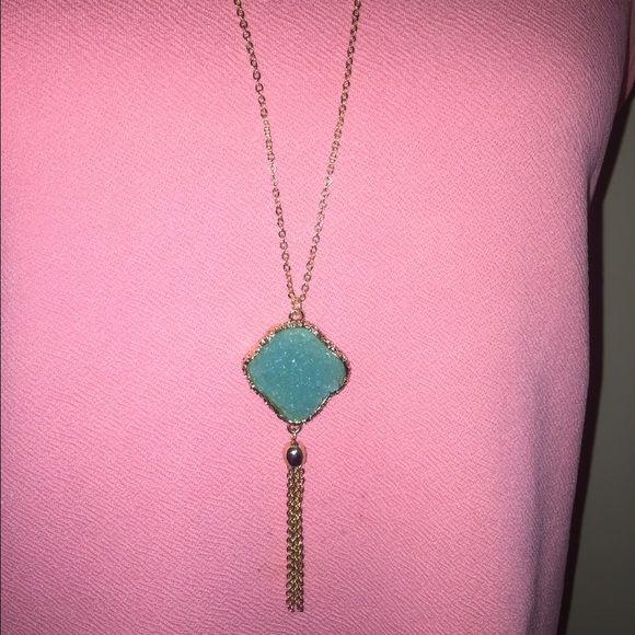 Kendra Scott Jewelry - 'Kendra Scott' stone inspired necklace