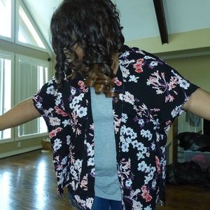 H&M Kimono cherry blossom/ tropical print SIZE M