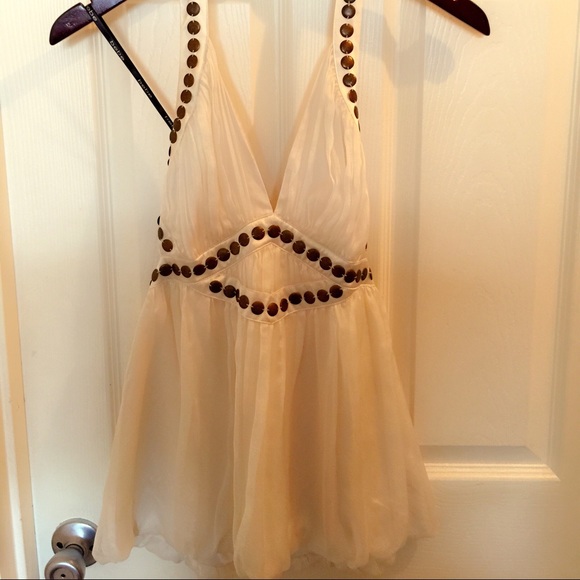 Top - Picture 2 of 2