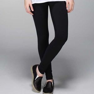 lululemon black wunder under pants