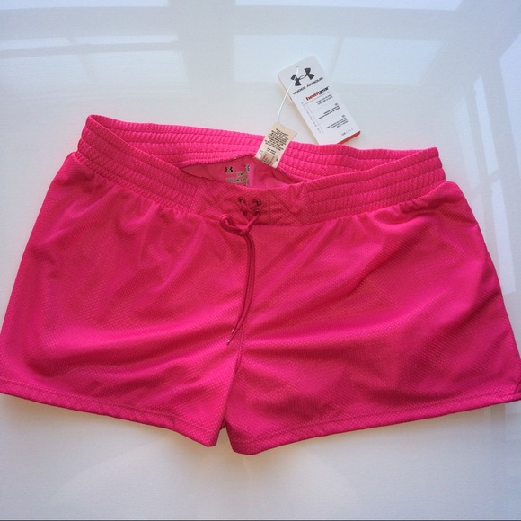 NWT under armour mesh shorts