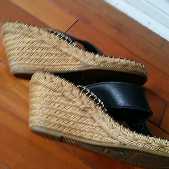 Black leather  and Burberry canvass - Picture 2 of 4