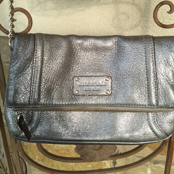 Kate Spade medium size clutch with chain handle 🎀