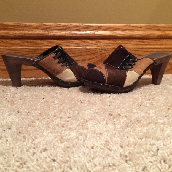 Authentic Coach clogs