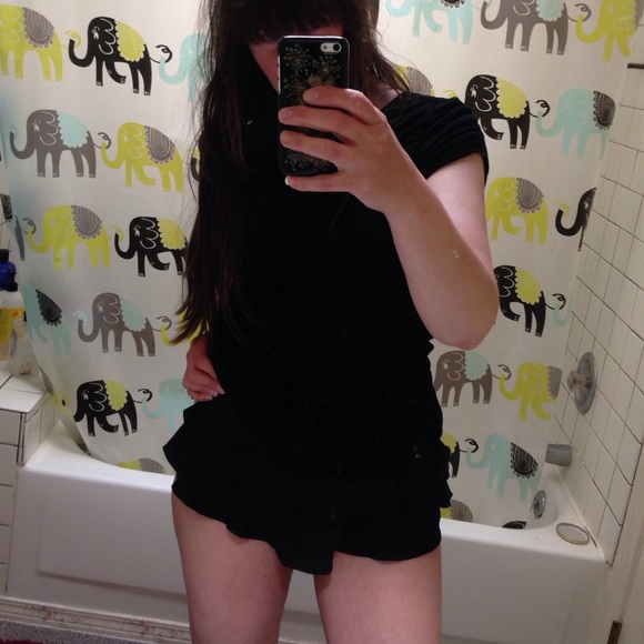 Black Kimchi Blue Ruffle Top Shorts - Picture 4 of 4