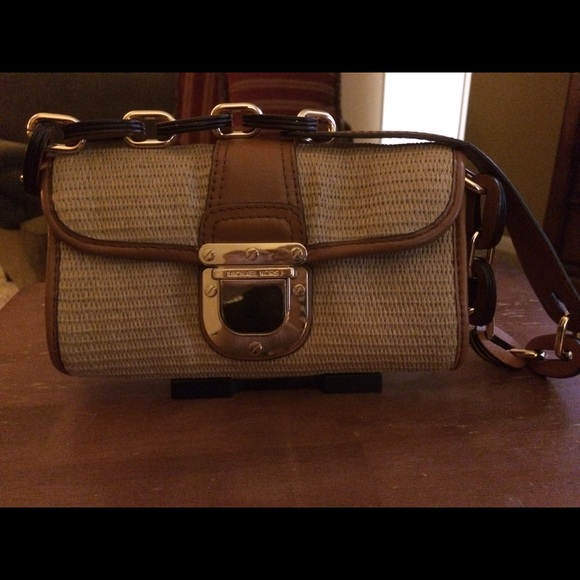 Michael kors clutch