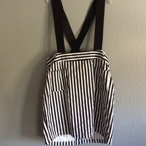 Suspender striped skirt