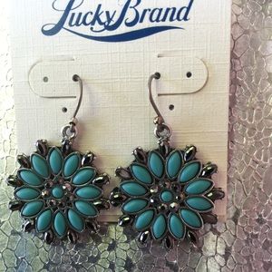 Lucky brand stunning turquoise earrings🍀