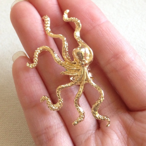 Cuff octopus earring - Picture 3 of 3