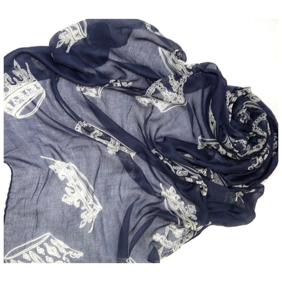 ‼️ LAST ONE Blue & White Mixed Crown Scarf B199 - Picture 3 of 4