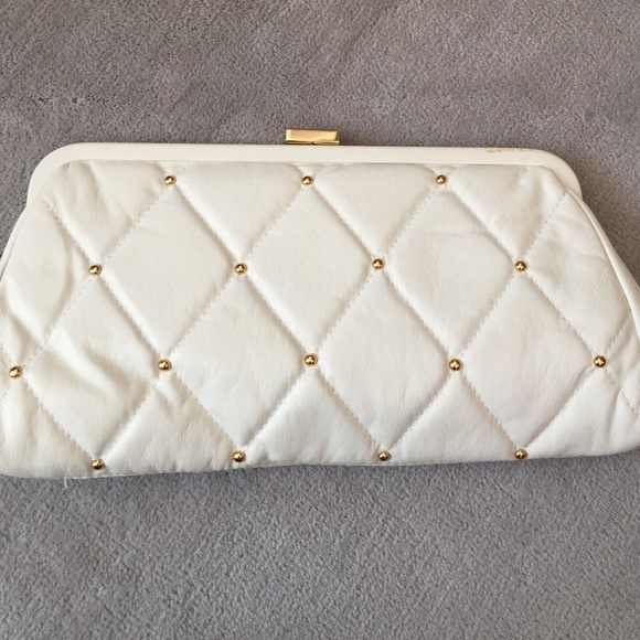 H&M White Clutch - Picture 2 of 4