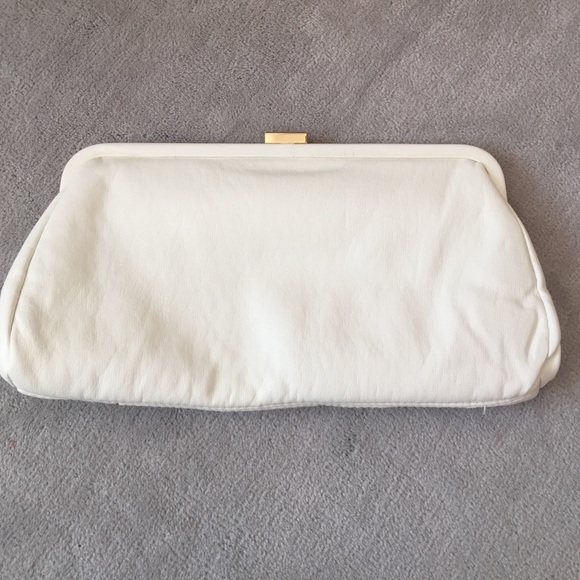 H&M White Clutch - Picture 3 of 4