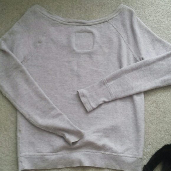 Off shoulder sweater - Picture 3 of 3