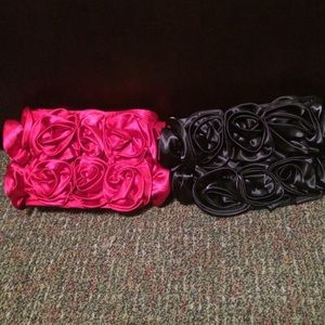 Set of 2 rose clutches 🌹