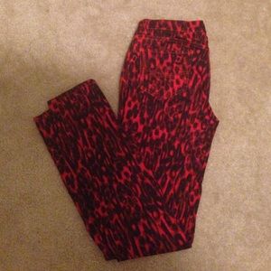Black and red leopard print skinny jeans