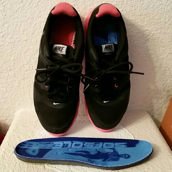 Nike Free XT Motion Fit black/coral tennis shoes - Picture 4 of 4