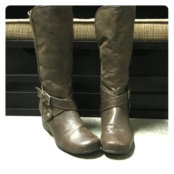 Fur interior boots