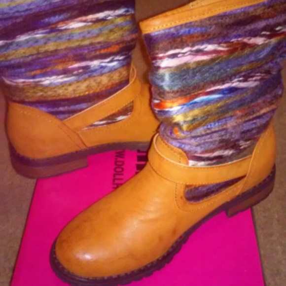 Brown multi colored vintage boots