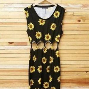 Kendall & Kylie Sunflower dress