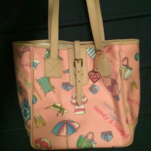 AUTHENTIC PRICE DROP ✨🌟✨🌟✨ Dooney & Burke purse