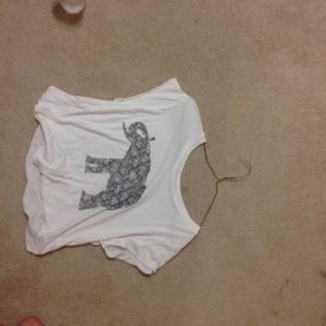 Brandy Melville stomach length t one size fits all