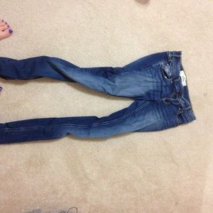 Dark wash denim hollister jeans size 1R