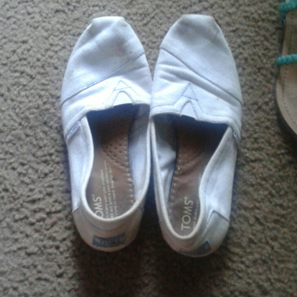 White Toms