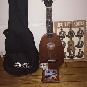 Ukulele Stater Pack