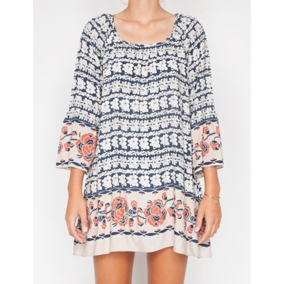 Pixie Market lazy afternoon printed shift dress - Picture 2 of 2