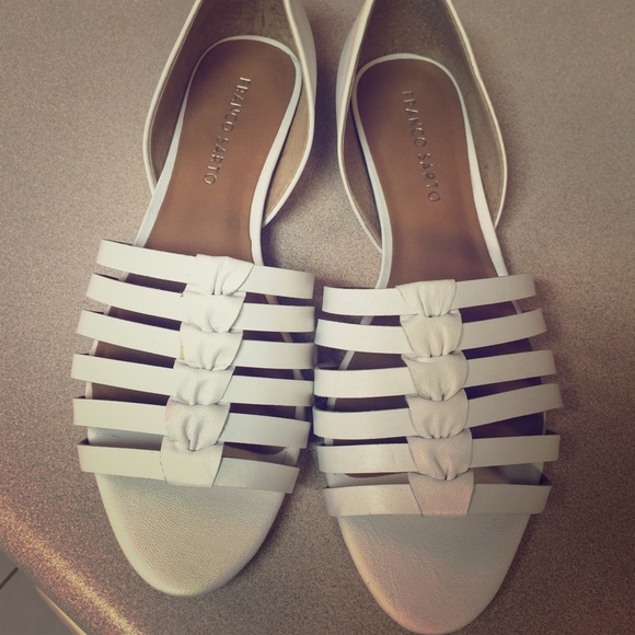White summer flats