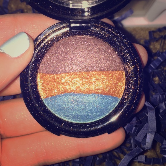 Sephora Eyeshadow With 3 Pretty Colors!