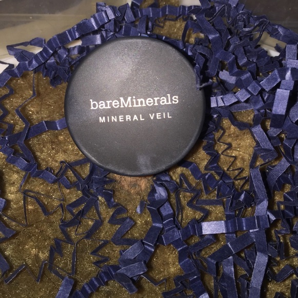 BareMinerals Mineral Veil