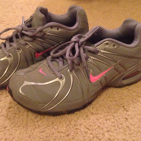 Grey Nike air max