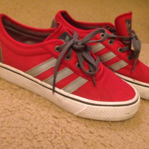 Adidas red tennis shoes