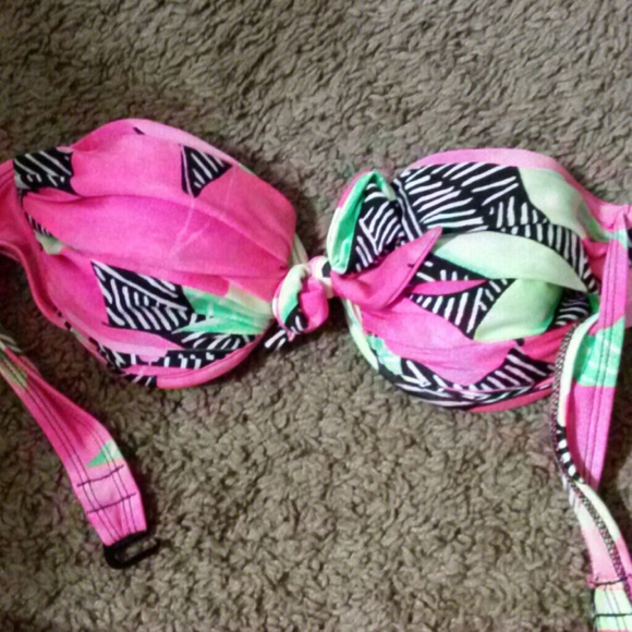 Bikini top