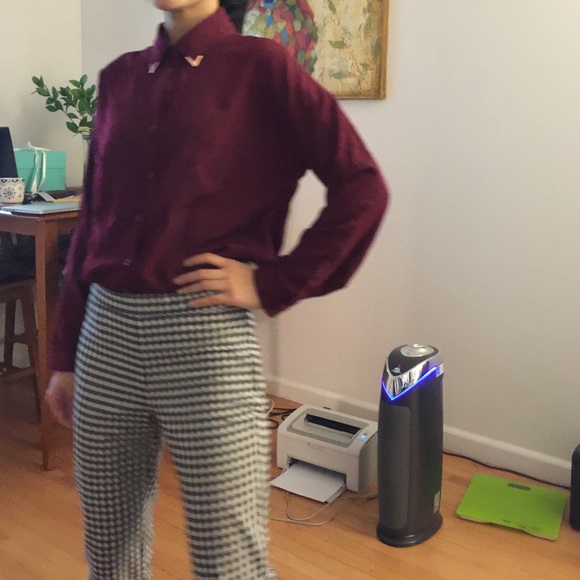 beautiful tapenade shirt wine red in medium