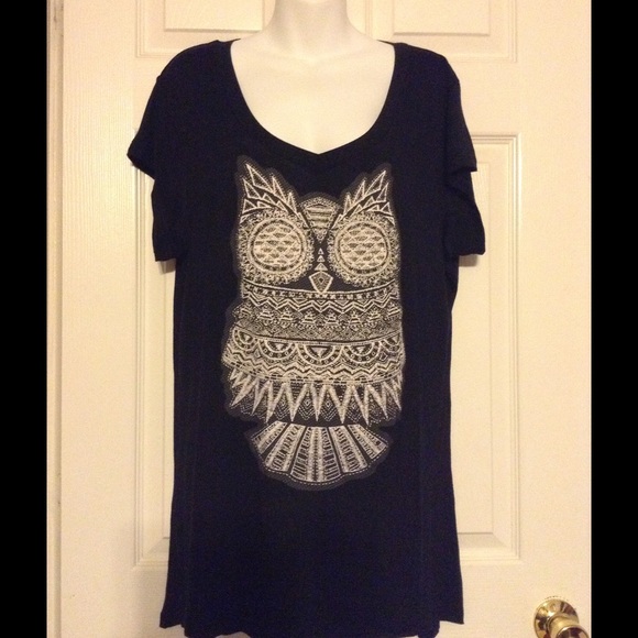 Black and White Owl Tee