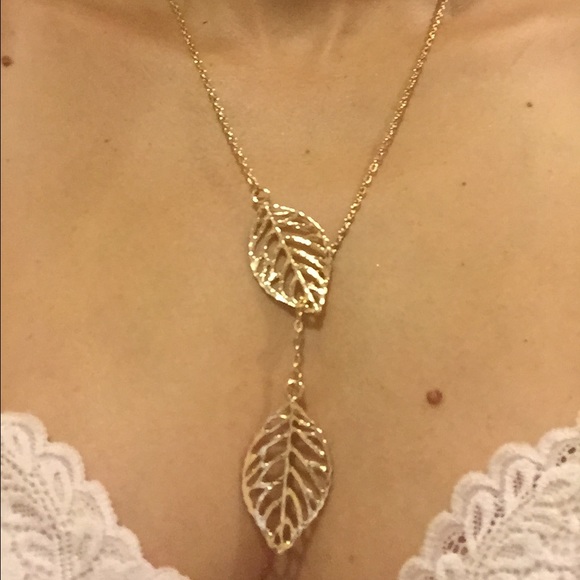 Leaf necklace