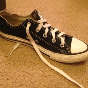 Black converse