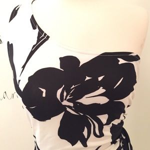 Forever 21 Dresses - One shoulder black and white floral mini dress💥 Forever 21 Dresses - One shoulder black and white floral mini dress💥