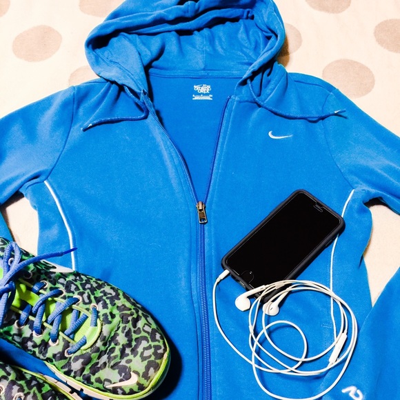 Nike Tops - 🎉hp🎉 Nike blue hooded zip up small