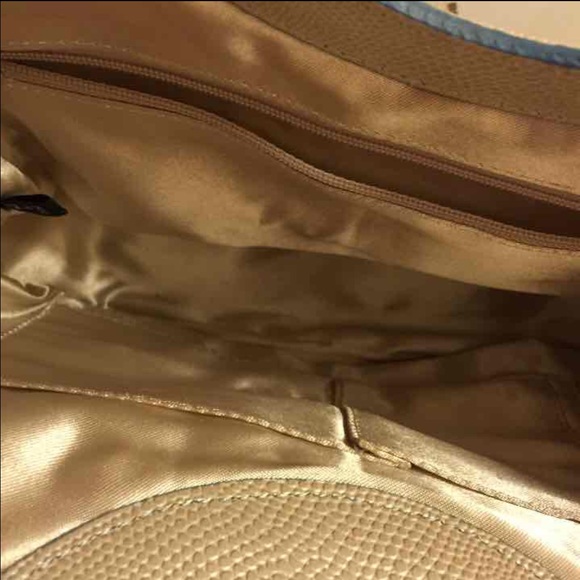 Authentic Guess Handbag - Picture 4 of 4