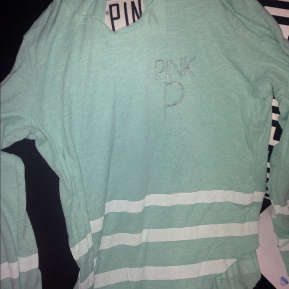 Vs lightweight hooded shirt