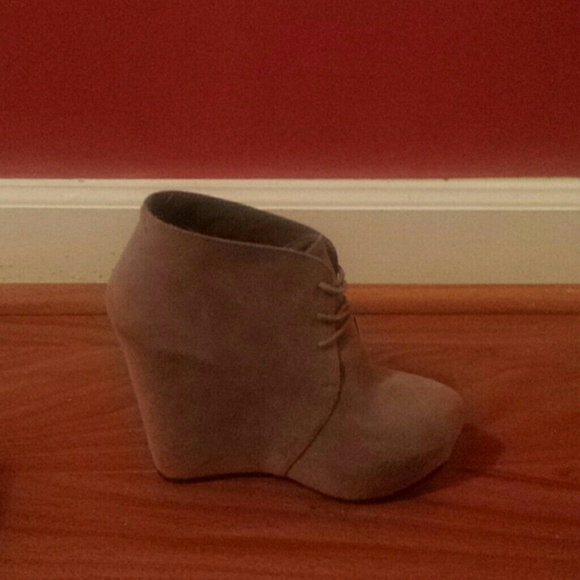 Booties - Picture 3 of 3
