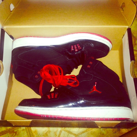 Old School Jordan retros , Size 6