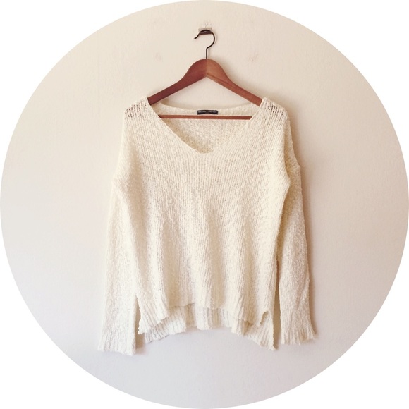 💌SOLD💌 Brandy Melville Carmen Knit - Picture 2 of 4