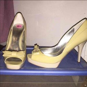 Two tone Marc Fisher Heels