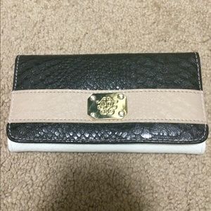 Jessica Simpson Wallet